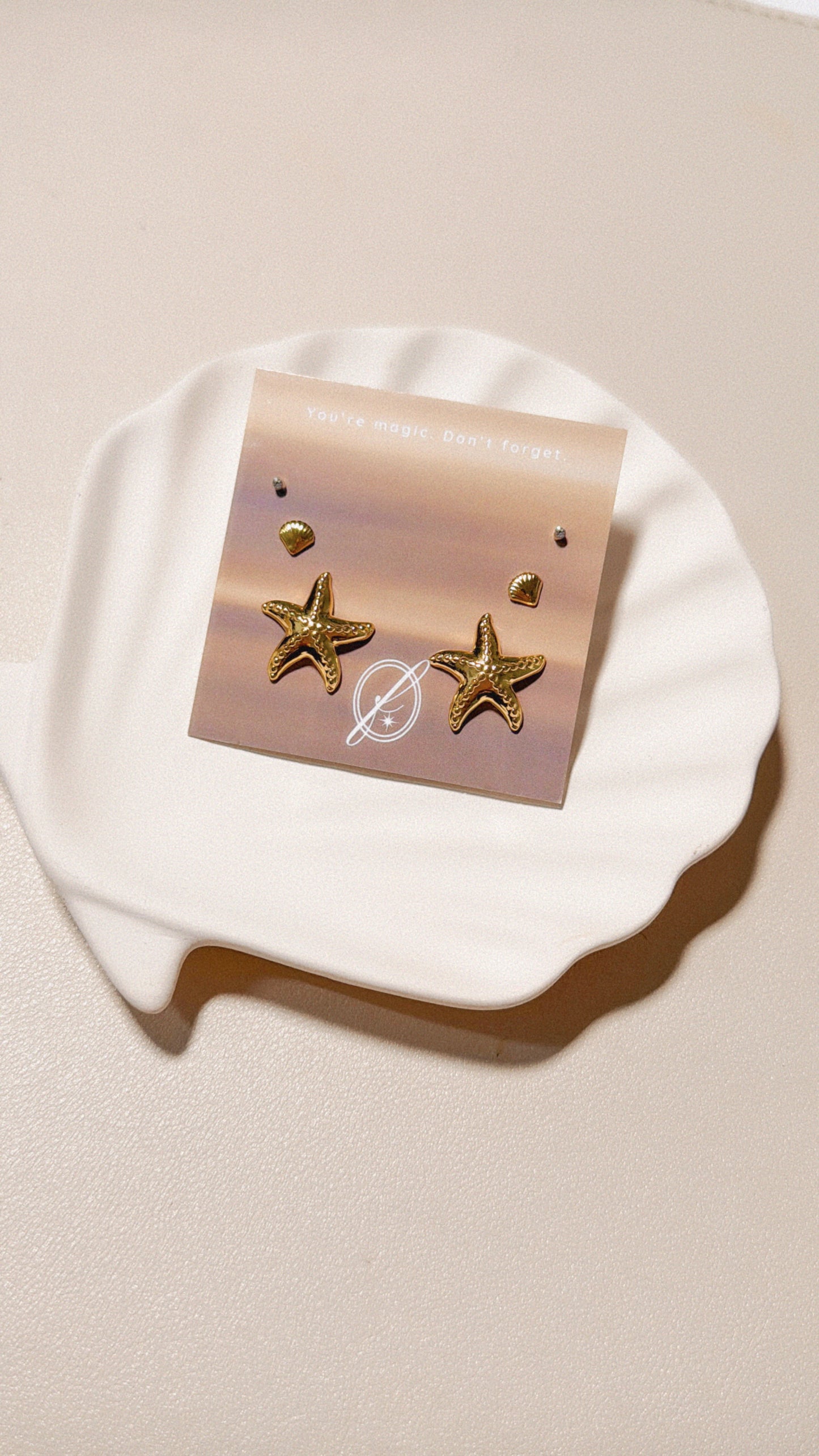Starry Shore Stud Set