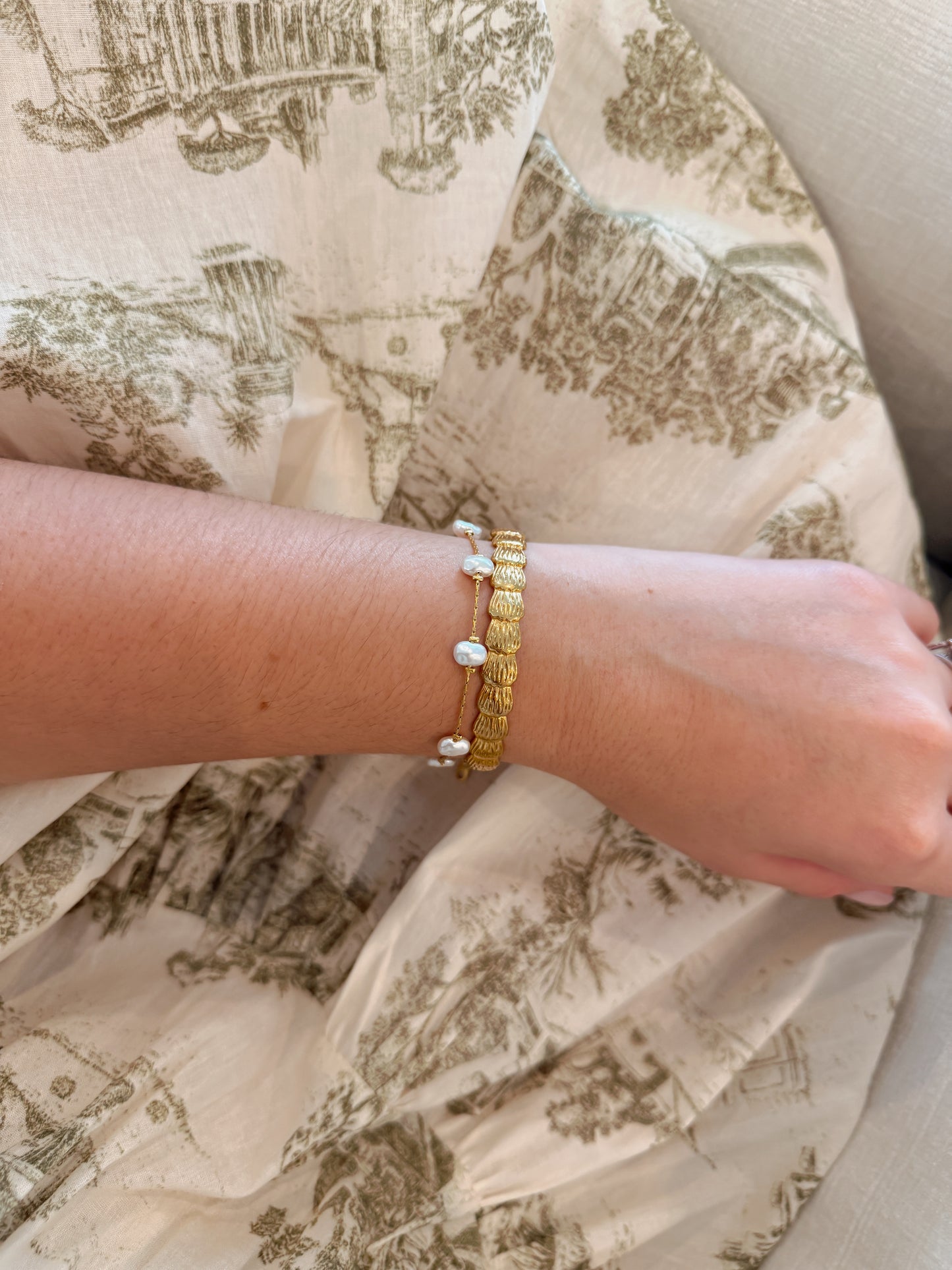 Coastal Pearls Bracelet