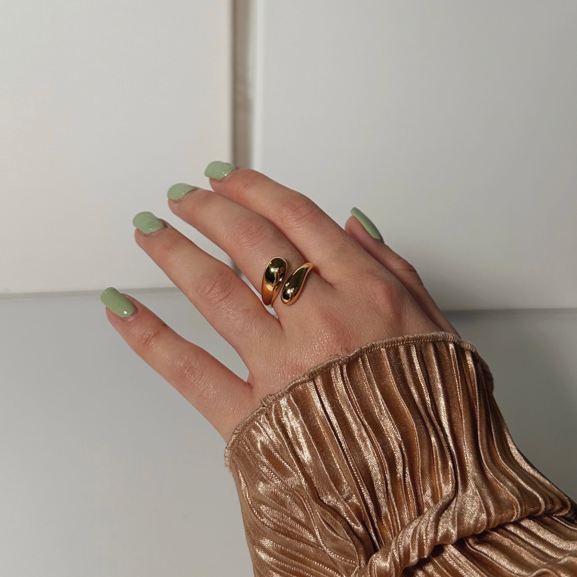 Golden Wave Ring image 0