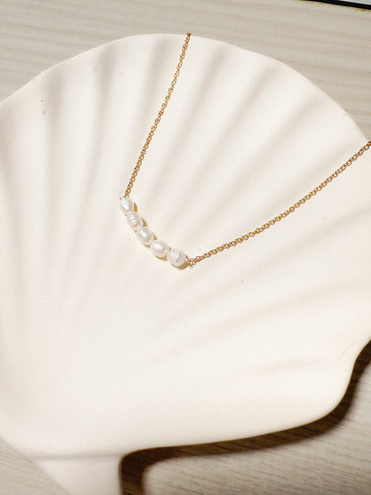Pearl Horizon Necklace